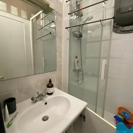 Apartment Marais Paris